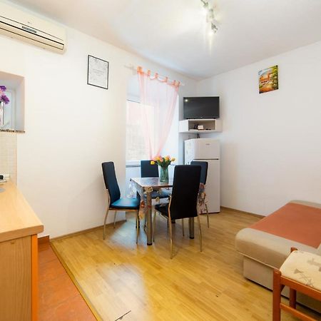 Apartment Kalalarga Makarska Ngoại thất bức ảnh